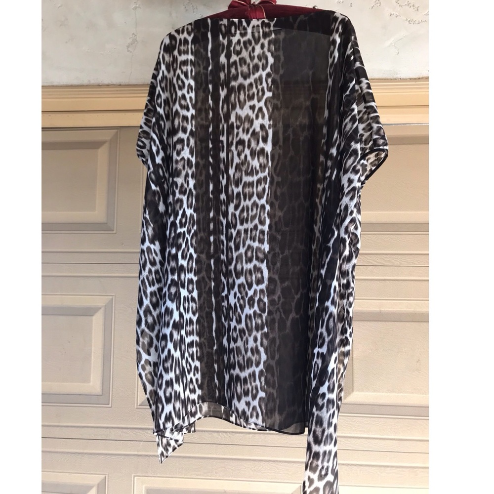 LEOPARD TUNIC OR BEACH COVERUP
